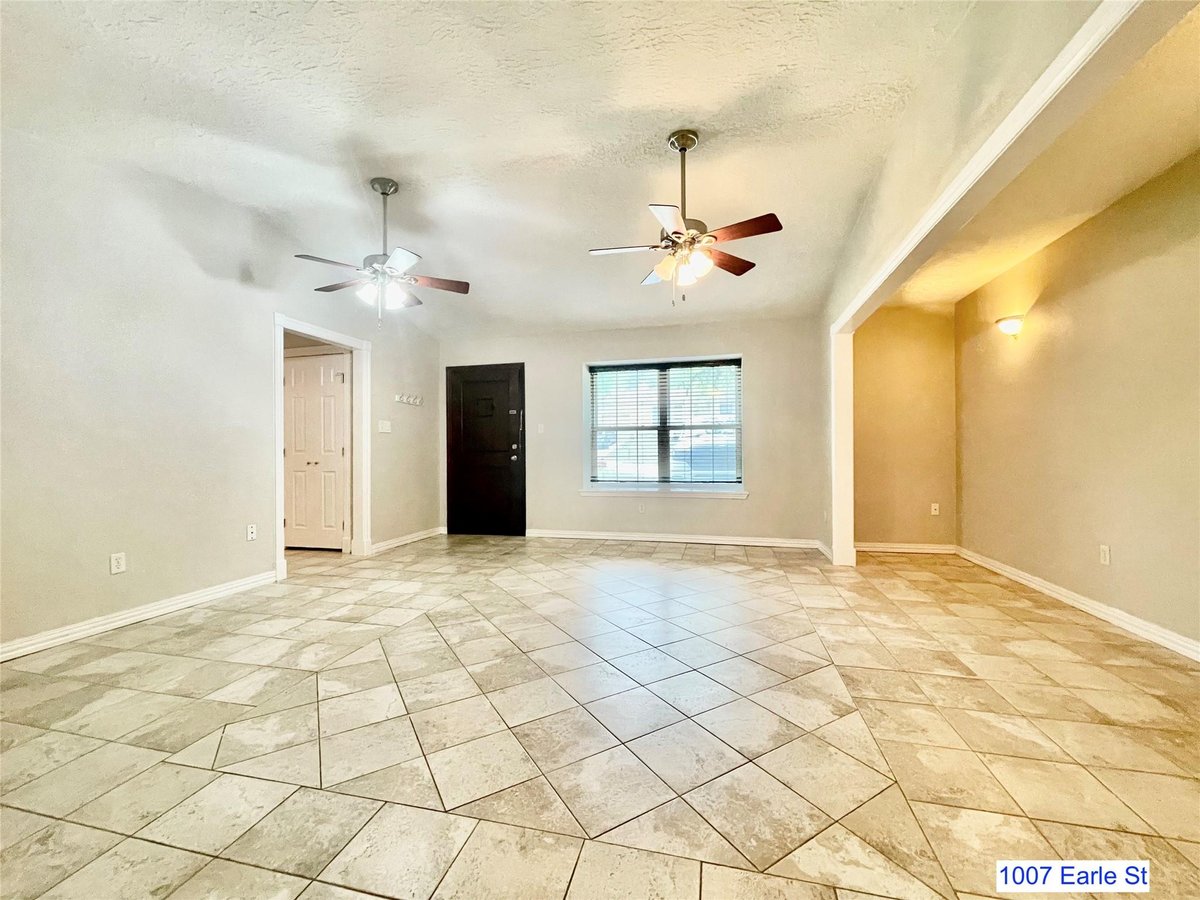 Primary bedroom at 1007-1015 Earle St - Westover, San Marcos, TX
