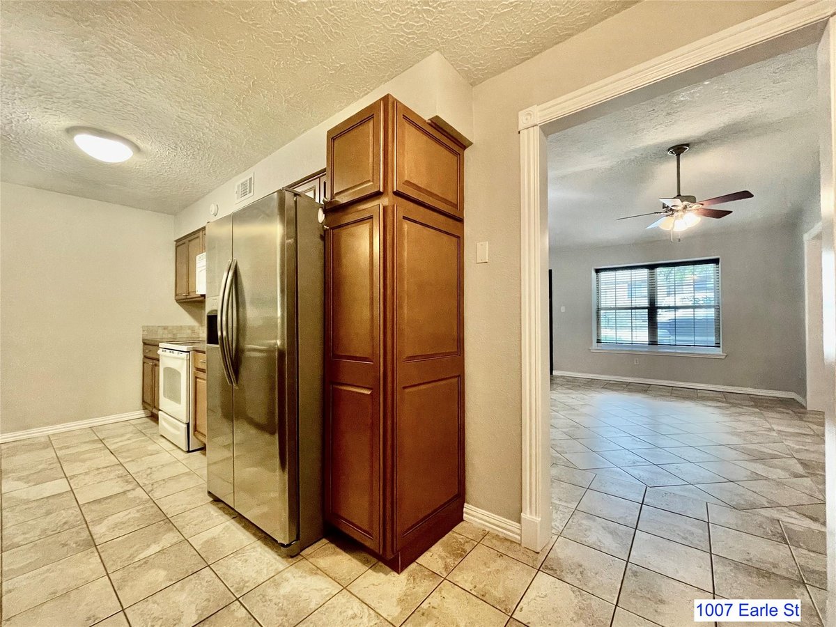 Bathroom at 1007-1015 Earle St - Westover, San Marcos, TX