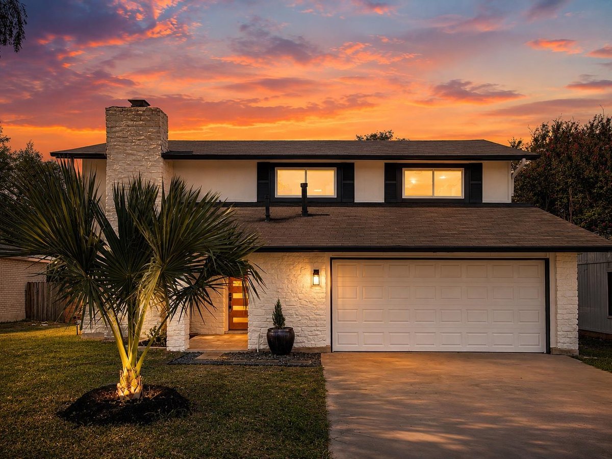 View 10070 Woodland Village DR in Woodland Village Anderson Mill Sec 01 Blk 10070 Woodland Village DR - property photo 1 - Luxury home in Woodland Village Anderson Mill Sec 01 Blk, Austin, TX