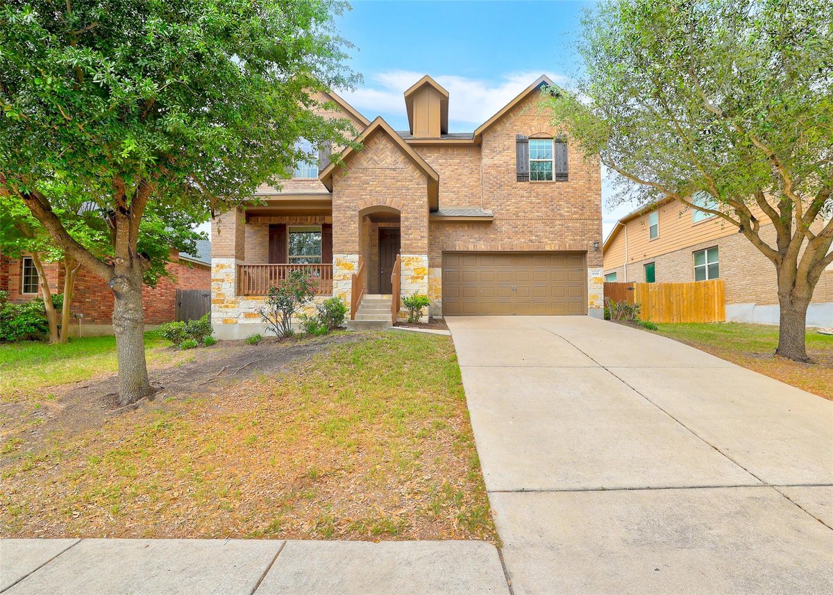 View 1008 Fred Couples Ct in Forest Crk Sec 37 1008 Fred Couples Ct - front exterior - Luxury home in Forest Crk Sec 37, Round Rock, TX