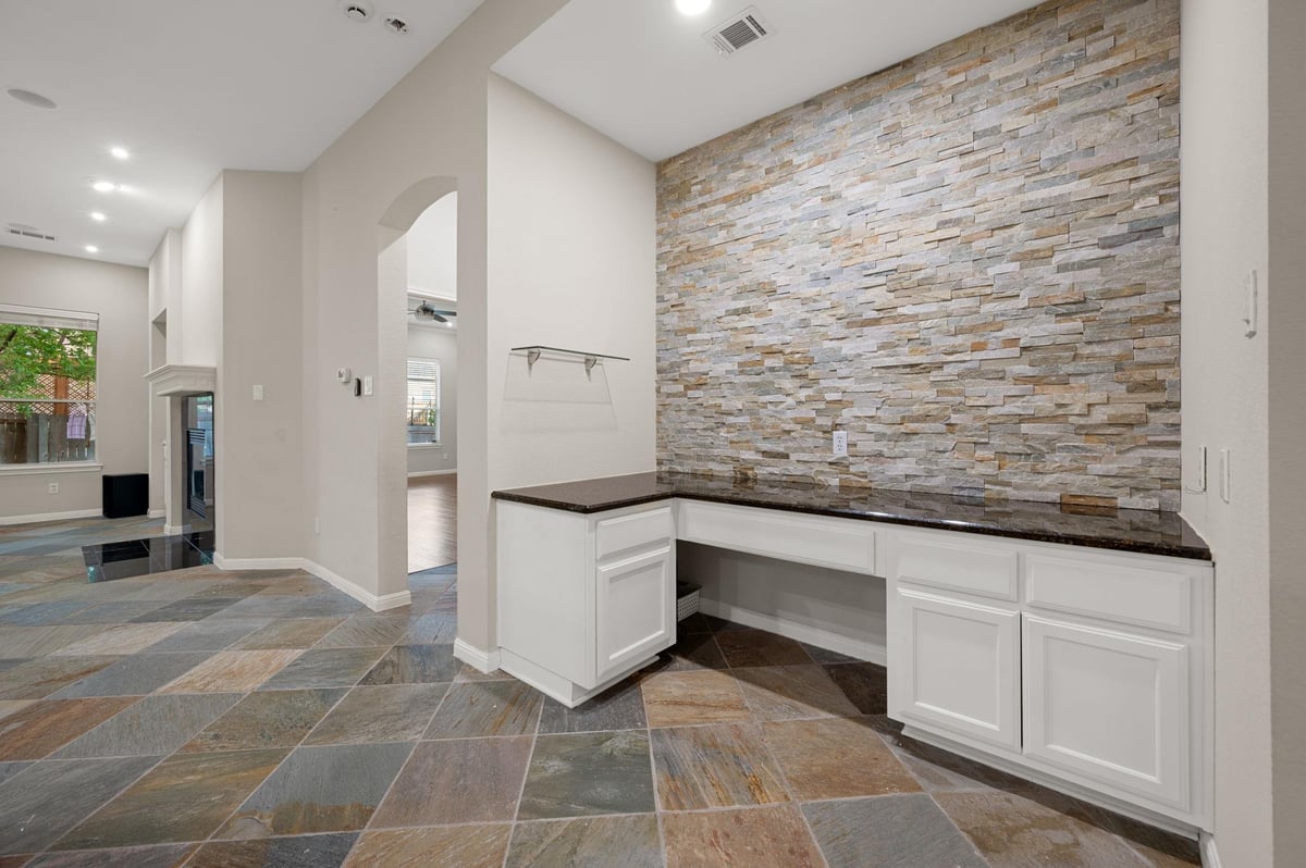 Bathroom at 1008 Walsh Hill Trl - 4 bed 3 bath home