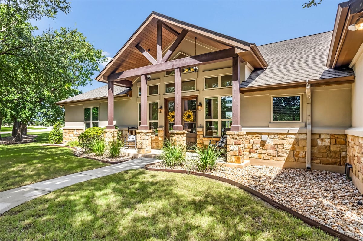 View 101 Adobe CV in Mission Oaks Ph 2 101 Adobe CV - front exterior - Luxury home in Mission Oaks Ph 2, Georgetown, TX