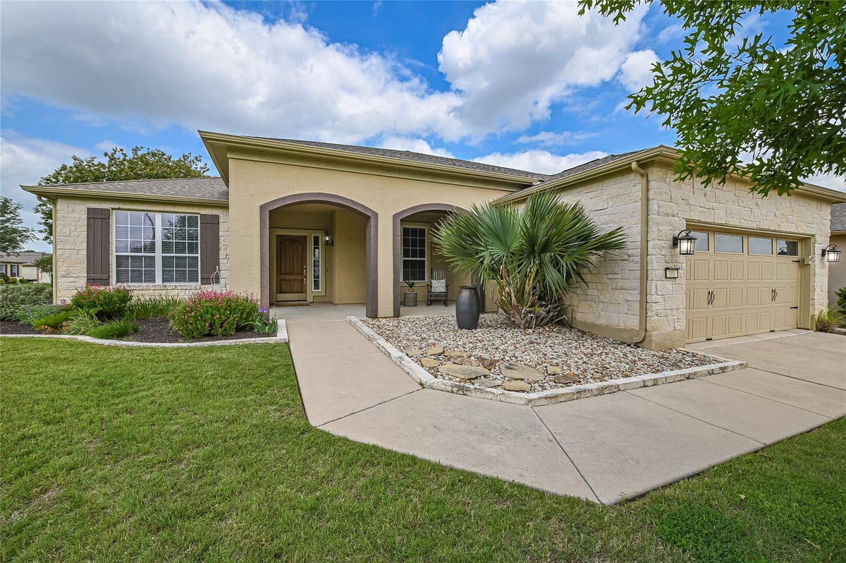 View 101 Angelina Cv in Sun City Georgetown Neighborhood 46 Pud 101 Angelina Cv - front exterior - Luxury home in Sun City Georgetown Neighborhood 46 Pud, Georgetown, TX