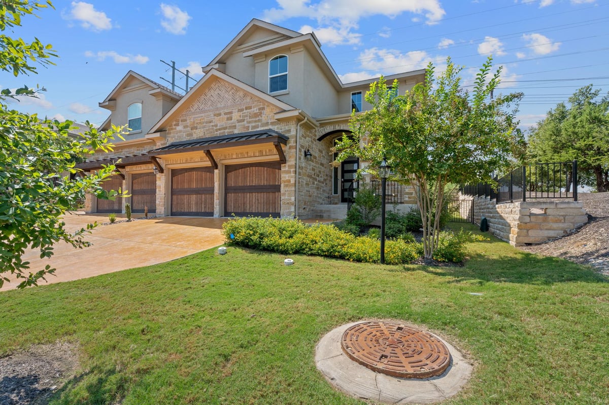 101 Cartwheel Bnd Unit #52 - front exterior - Luxury home in Rough Hollow Vineyard Condos, Austin, TX