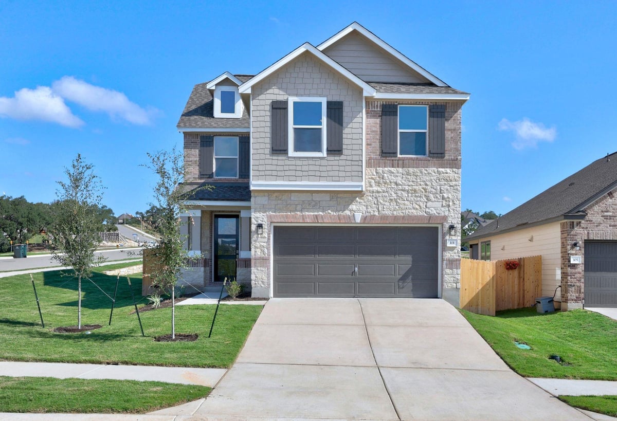 View 101 Coastal Way in Cole Estates 101 Coastal Way - property photo 1 - Luxury home in Cole Estates, Georgetown, TX