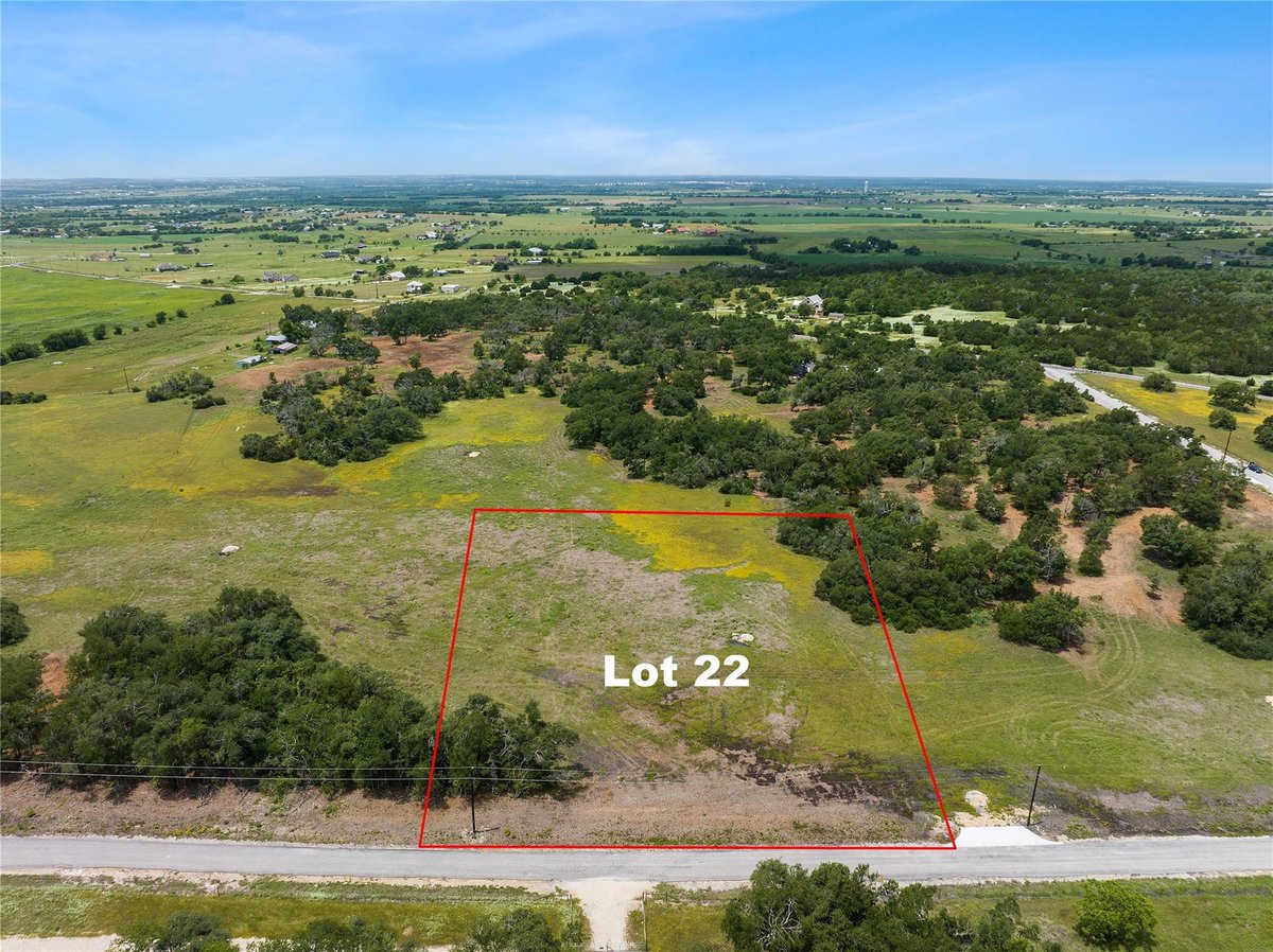 View 101 County Road 156 - Lot 22 in Weir View Estates 101 County Road 156 - Lot 22 - front exterior - Luxury lot in Weir View Estates, Georgetown, TX