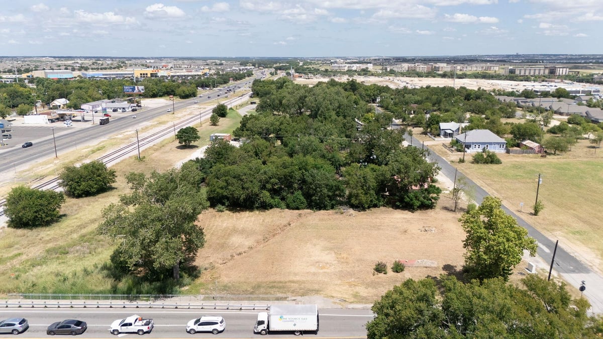 View 101 E South St in Leander 101 E South St - front exterior - Luxury lot in Leander, Leander, TX