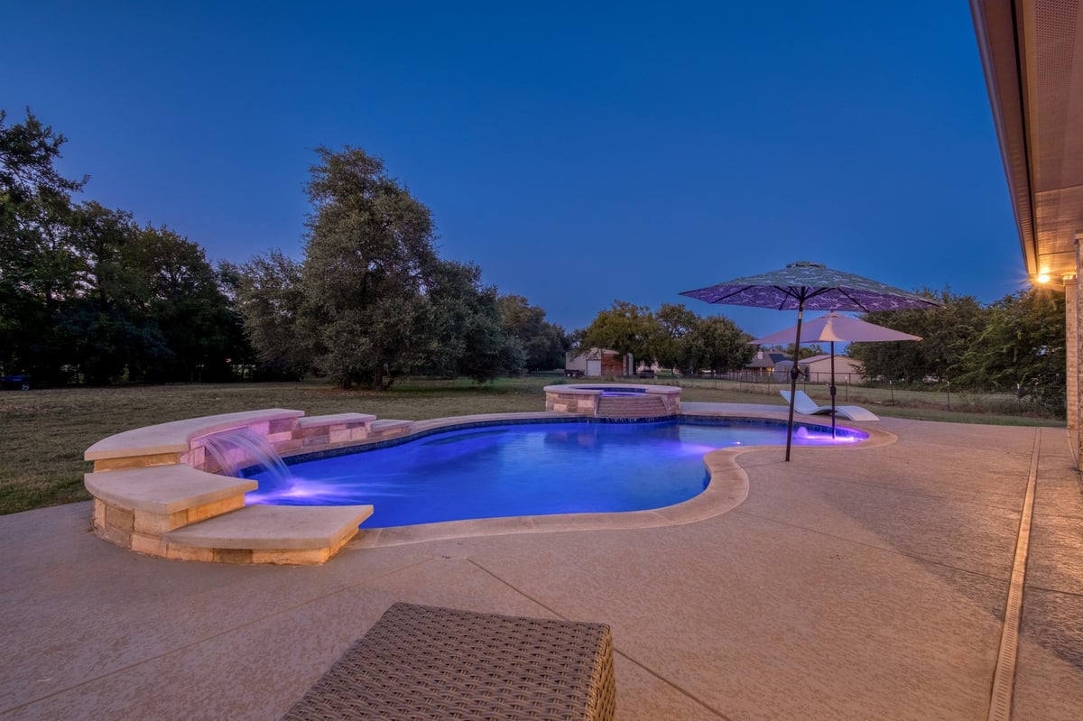 101 Enclave Park CV - front exterior - Luxury home in Enclave/North Lake Ph 2, Georgetown, TX