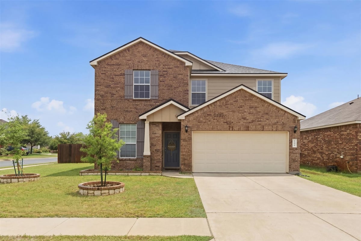View 101 Magpie Goose Ln in Summerlyn Ph P-4B 101 Magpie Goose Ln - front exterior - Luxury home in Summerlyn Ph P-4B, Leander, TX