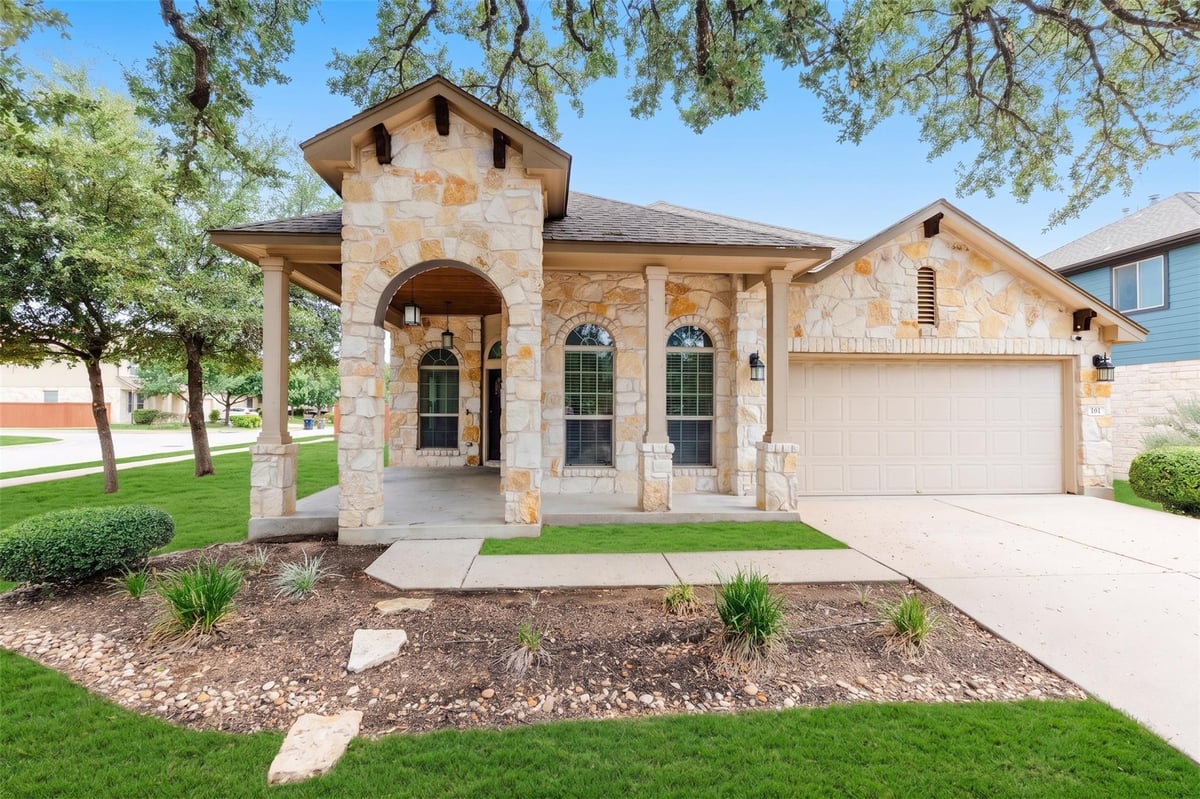 101 San Miniato ST - property photo 1 - Luxury home in Rancho Sienna Sec 02, Georgetown, TX