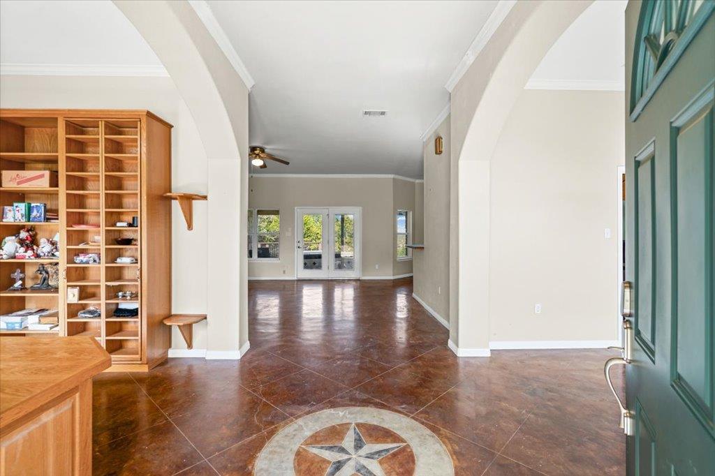 Primary bedroom at 101 Valley Vista Rd - 4 bed 3 bath home
