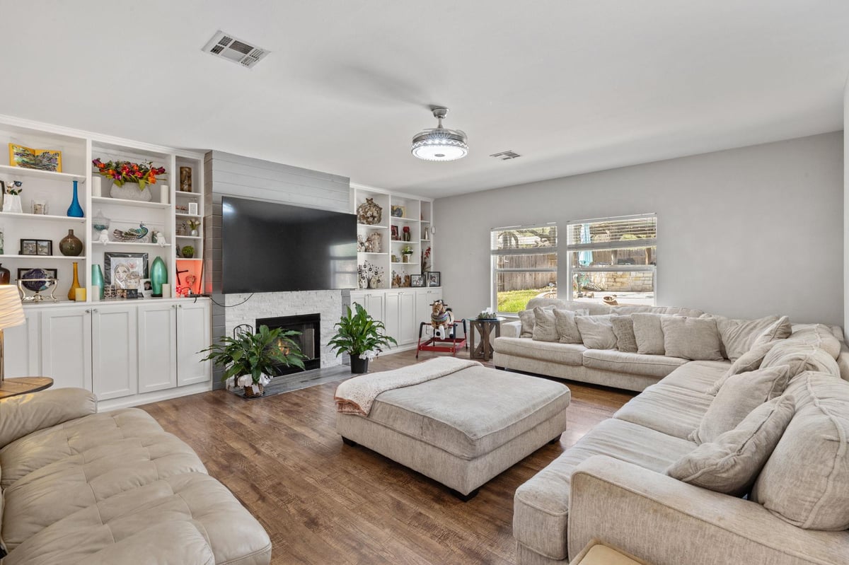 Primary bedroom at 101 Wigeon Cv - 5 bed 4 bath home