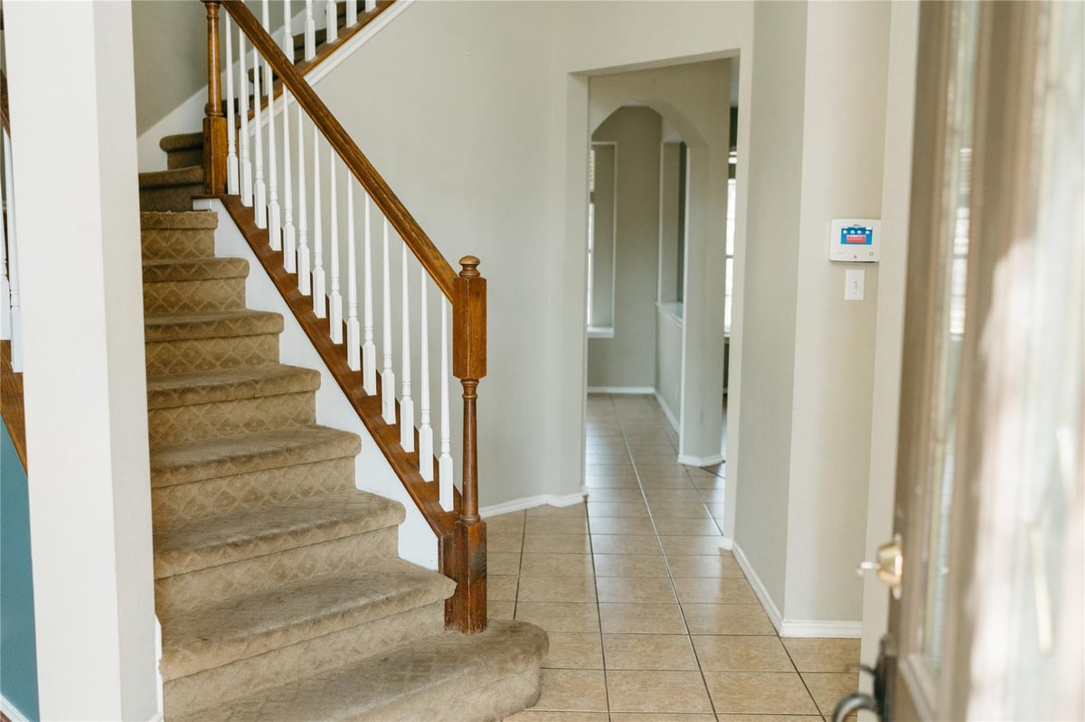 Primary bedroom at 1010 Lone Buck Pass - 5 bed 2 bath home