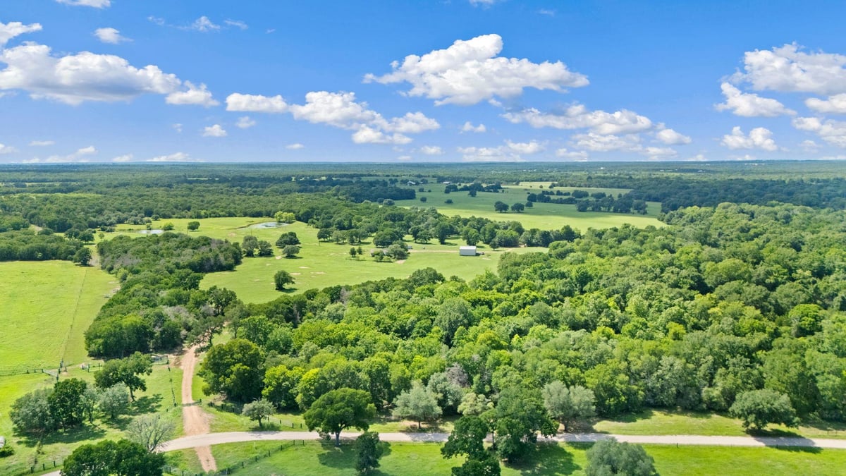 View 1010 Saint Delight Rd in Grimes, Robt H 1010 Saint Delight Rd - front exterior - Luxury home in Grimes, Robt H, Paige, TX