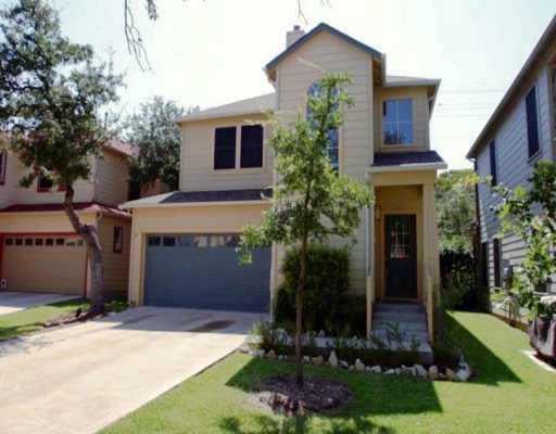 View 1011 BRODIE St Unit #11 in BOULDIN CREEK COTTAGES AMEND 1011 BRODIE St Unit #11 - property photo 1 - Luxury home in BOULDIN CREEK COTTAGES AMEND, Austin, TX