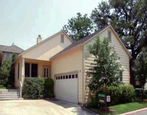 View 1011 BRODIE St Unit #32 in BOULDIN CREEK COTTAGES AMEND 1011 BRODIE St Unit #32 - property photo 1 - Luxury home in BOULDIN CREEK COTTAGES AMEND, Austin, TX