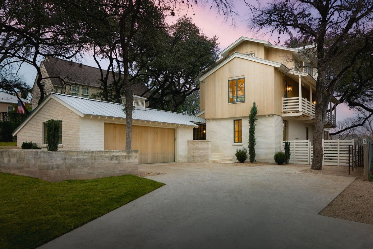 View 1012 Gaston Ave in Shoal Terrace 1012 Gaston Ave - front exterior - Luxury home in Shoal Terrace, Austin, TX