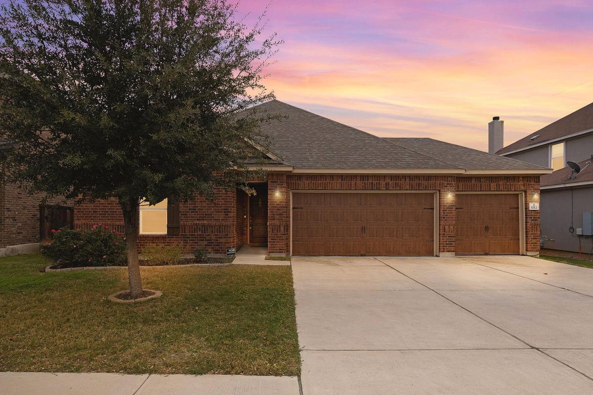 View 1012 Plano Ln in Mason Ranch Ph 1 Sec 6 1012 Plano Ln - property photo 1 - Luxury home in Mason Ranch Ph 1 Sec 6, Leander, TX