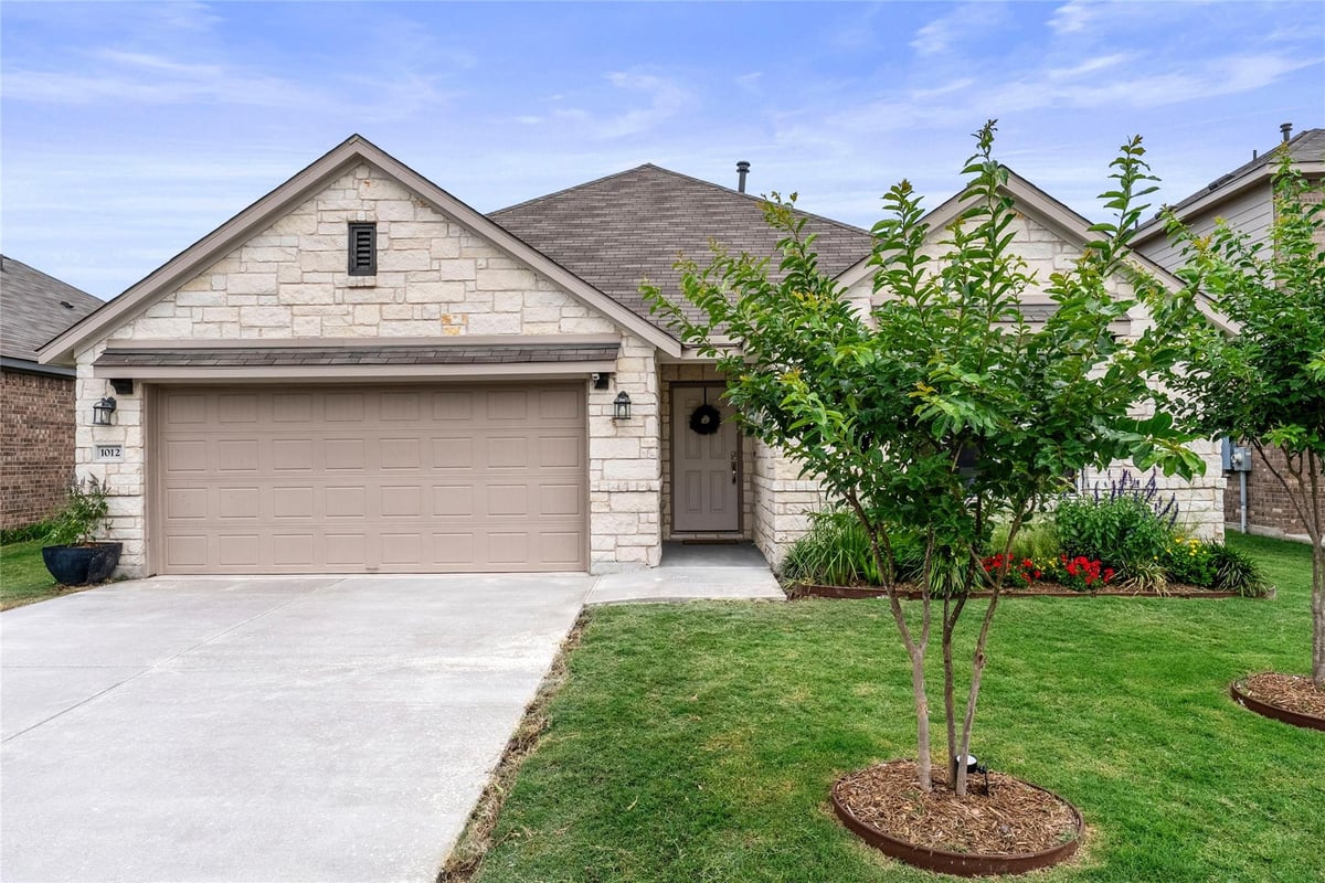 View 1012 S San Marcos ST in Lagos Community 1012 S San Marcos ST - front exterior - Luxury home in Lagos Community, Manor, TX