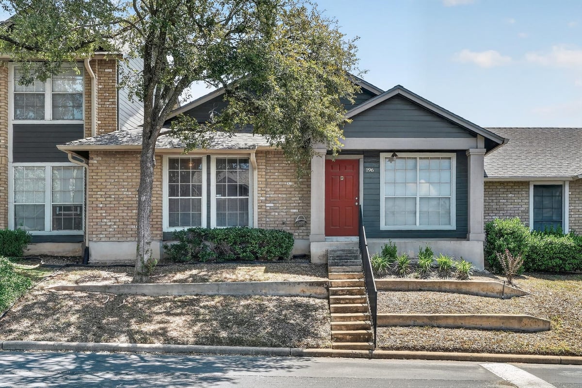 View 1015 E Yager LN Unit #196 in Coppertree Condo Phs V amended 1015 E Yager LN Unit #196 - property photo 1 - Luxury home in Coppertree Condo Phs V amended, Austin, TX