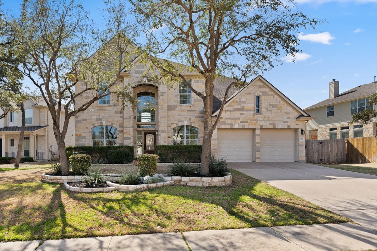 View 1016 Golden Palomino Ct in Steiner Ranch Ph 01 Sec 09 1016 Golden Palomino Ct - front exterior - Luxury home in Steiner Ranch Ph 01 Sec 09, Austin, TX