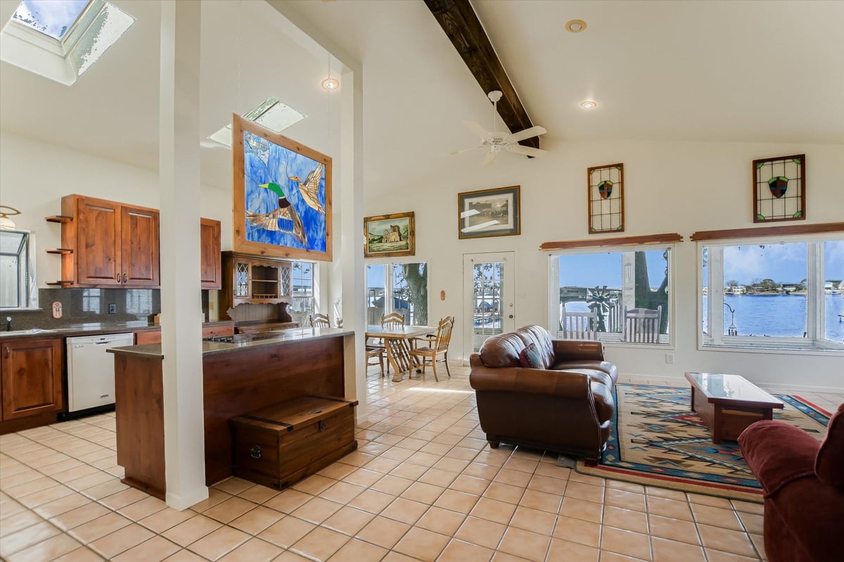 Primary bedroom at 1018 Impala Dr - 3 bed 3 bath home