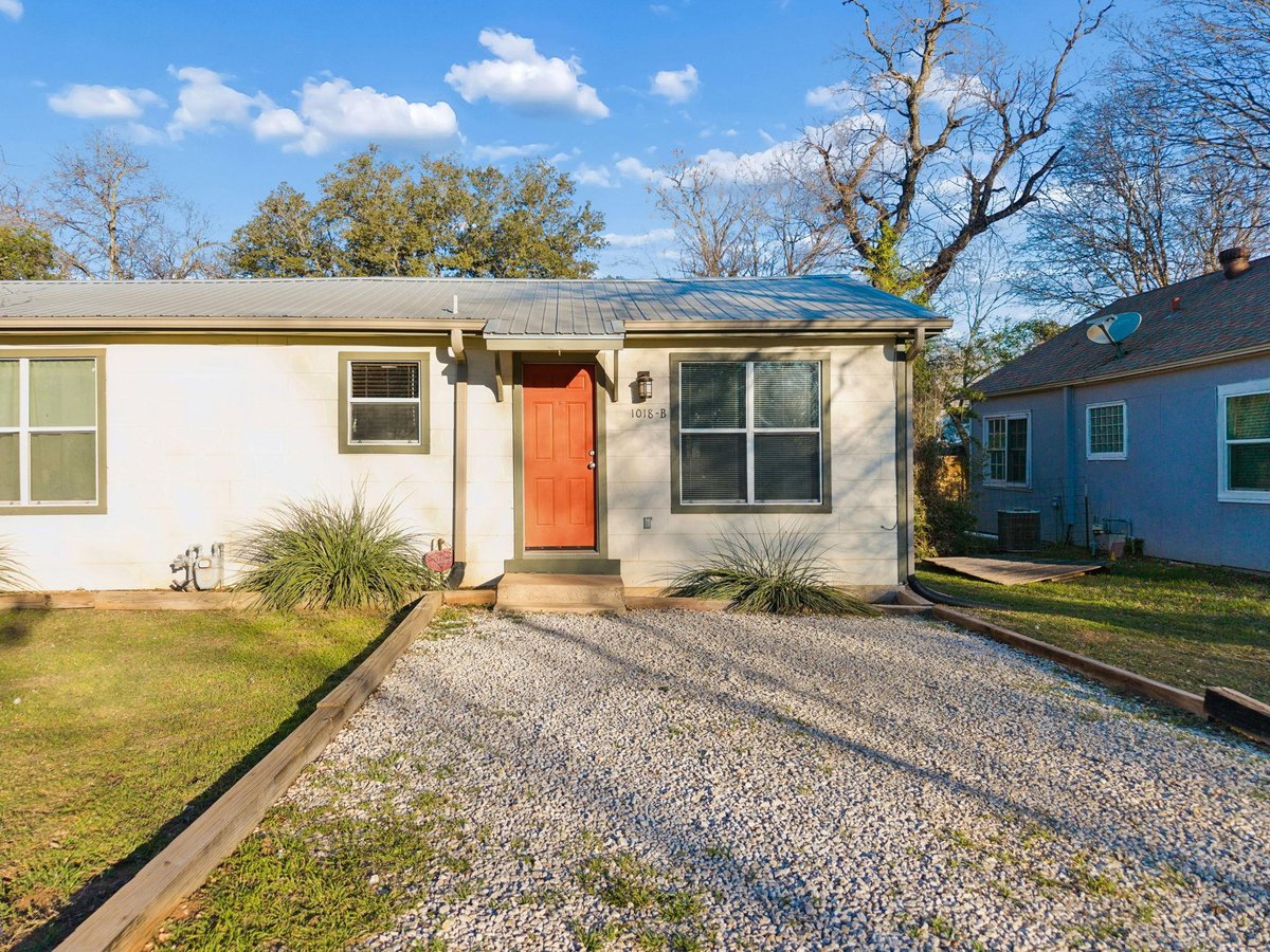 Primary bedroom at 1018 Mead St - J M Stone Add, San Marcos, TX