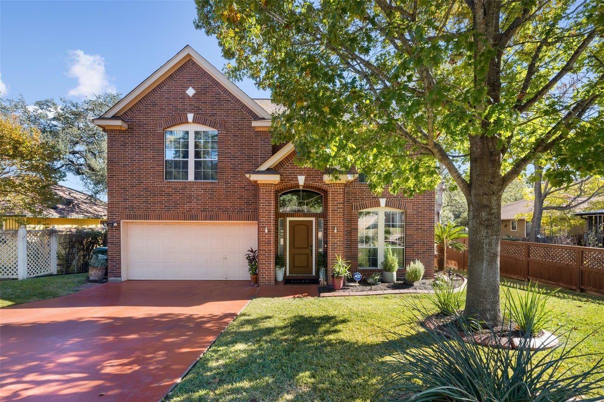 View 102 Elm Hill Ct in Elm Hill Sec 2 102 Elm Hill Ct - front exterior - Luxury home in Elm Hill Sec 2, San Marcos, TX