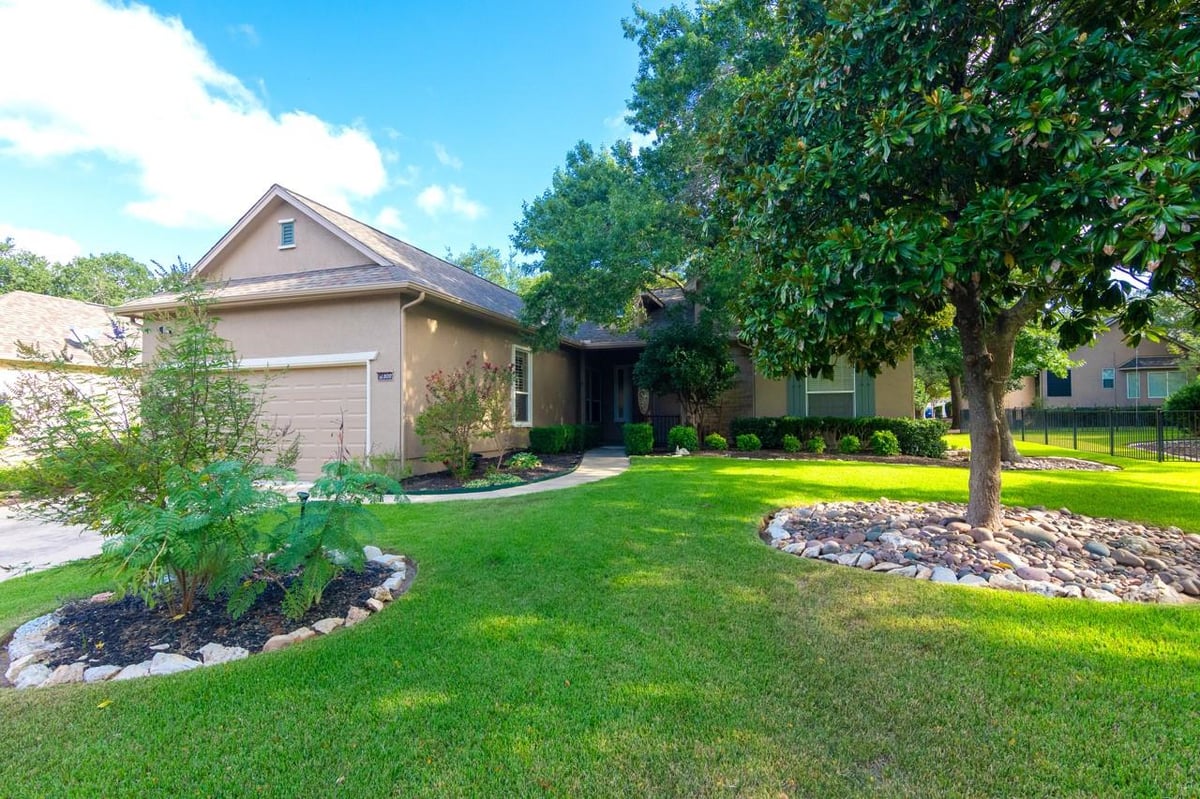 View 102 Harness Ln in Sun City 102 Harness Ln - front exterior - Luxury home in Sun City, Georgetown, TX
