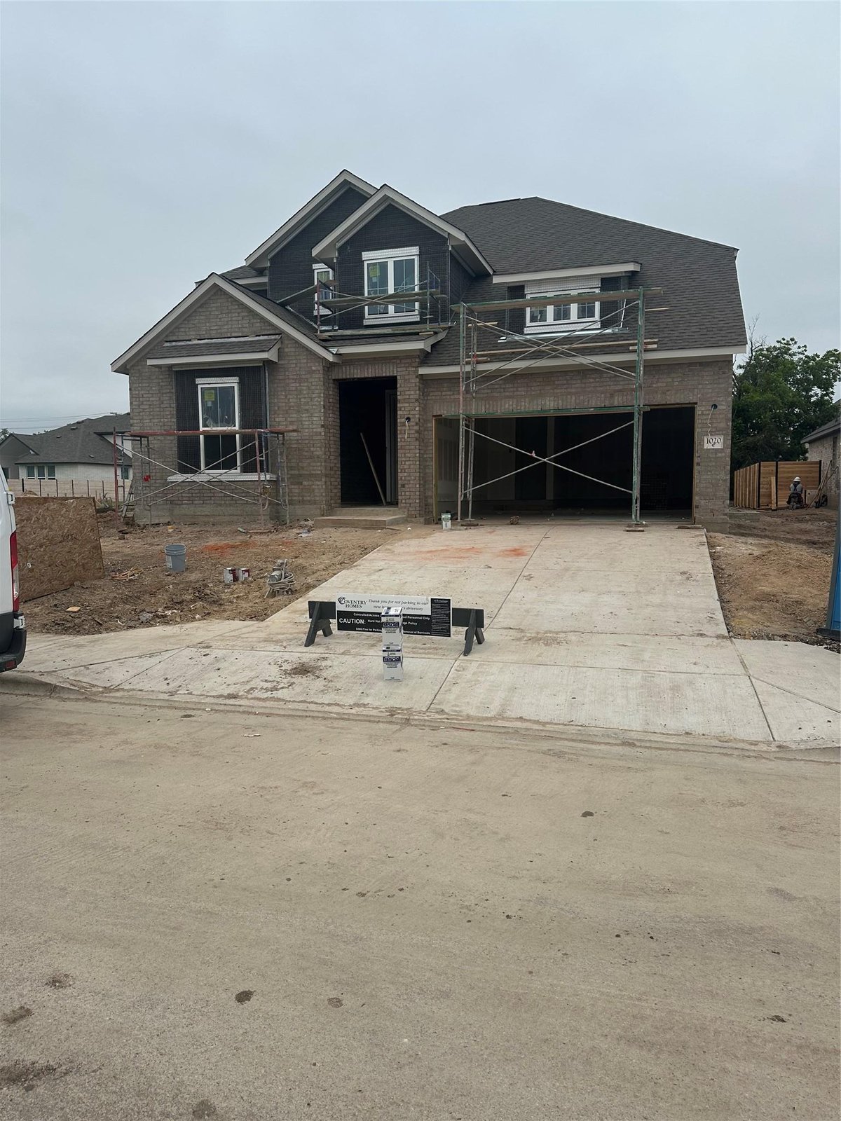 1020 Rollingwood TRL - front exterior - Luxury home in Highland Village, Georgetown, TX
