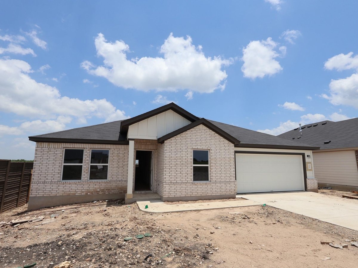 View 10200 Pink Billed Cuckoo DR in Willow Springs 10200 Pink Billed Cuckoo DR - front exterior - Luxury home in Willow Springs, Buda, TX