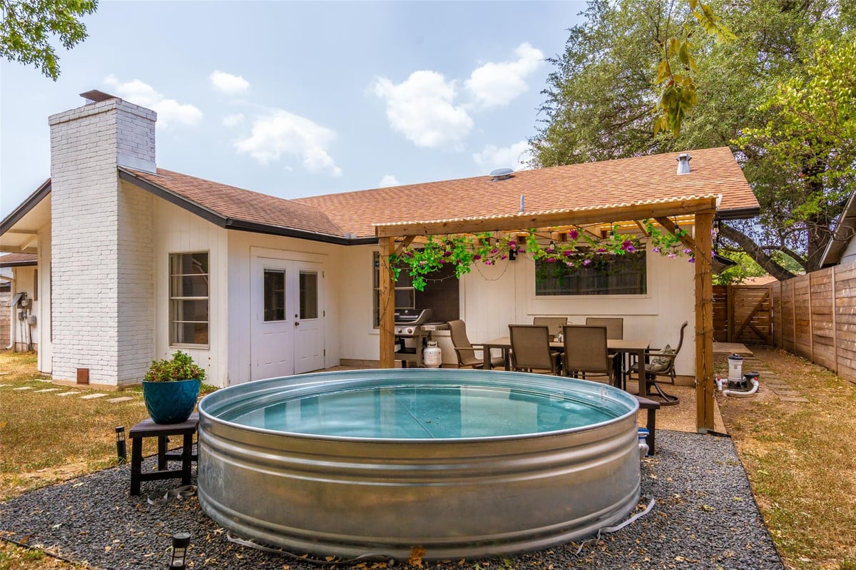 View 10201 Parkfield DR in Austin 10201 Parkfield DR, photo 1 of 36, Austin, Austin, TX