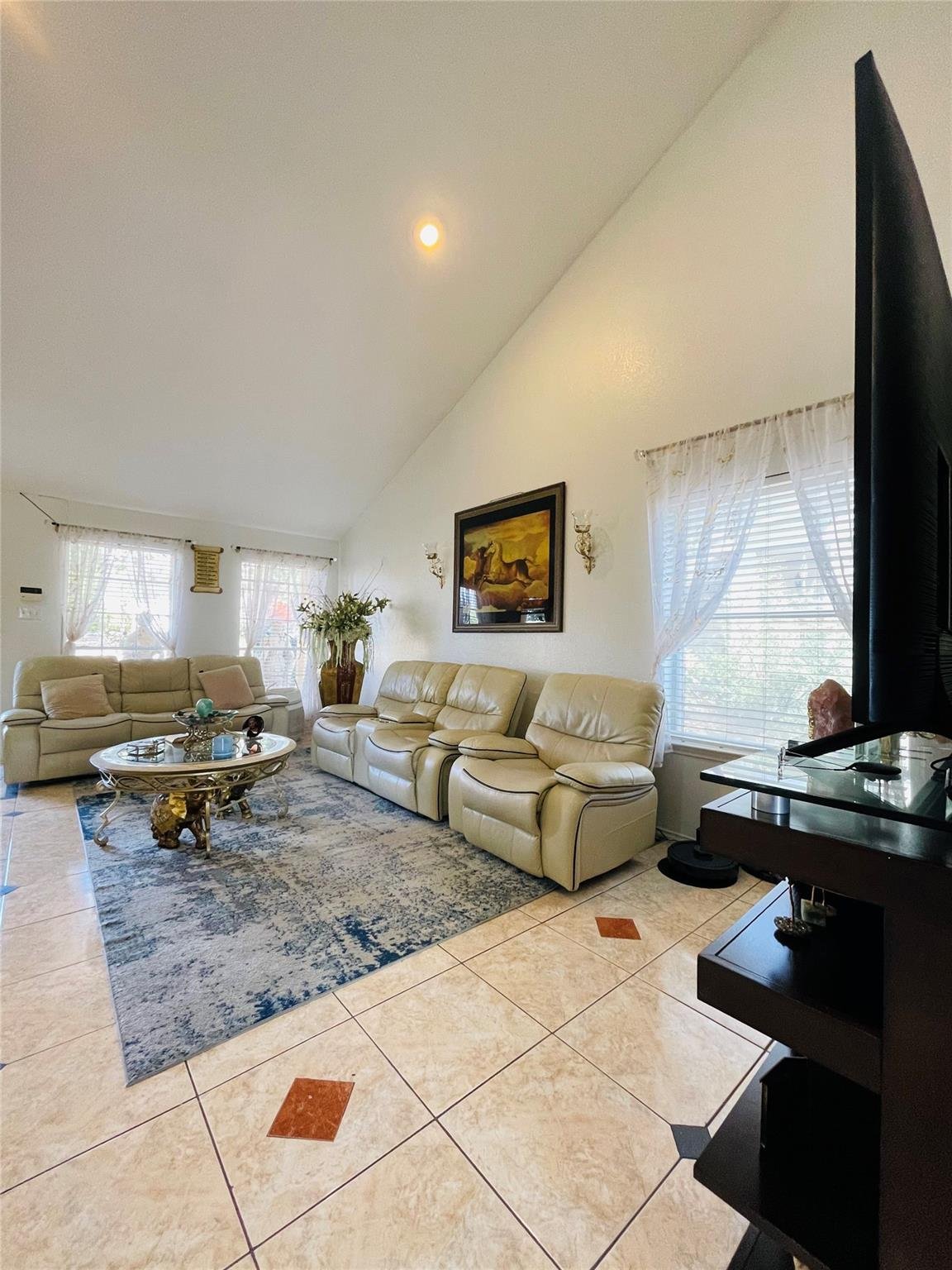 Living area at 1021  Traci Michelle Dr - 4 bed 3 bath home