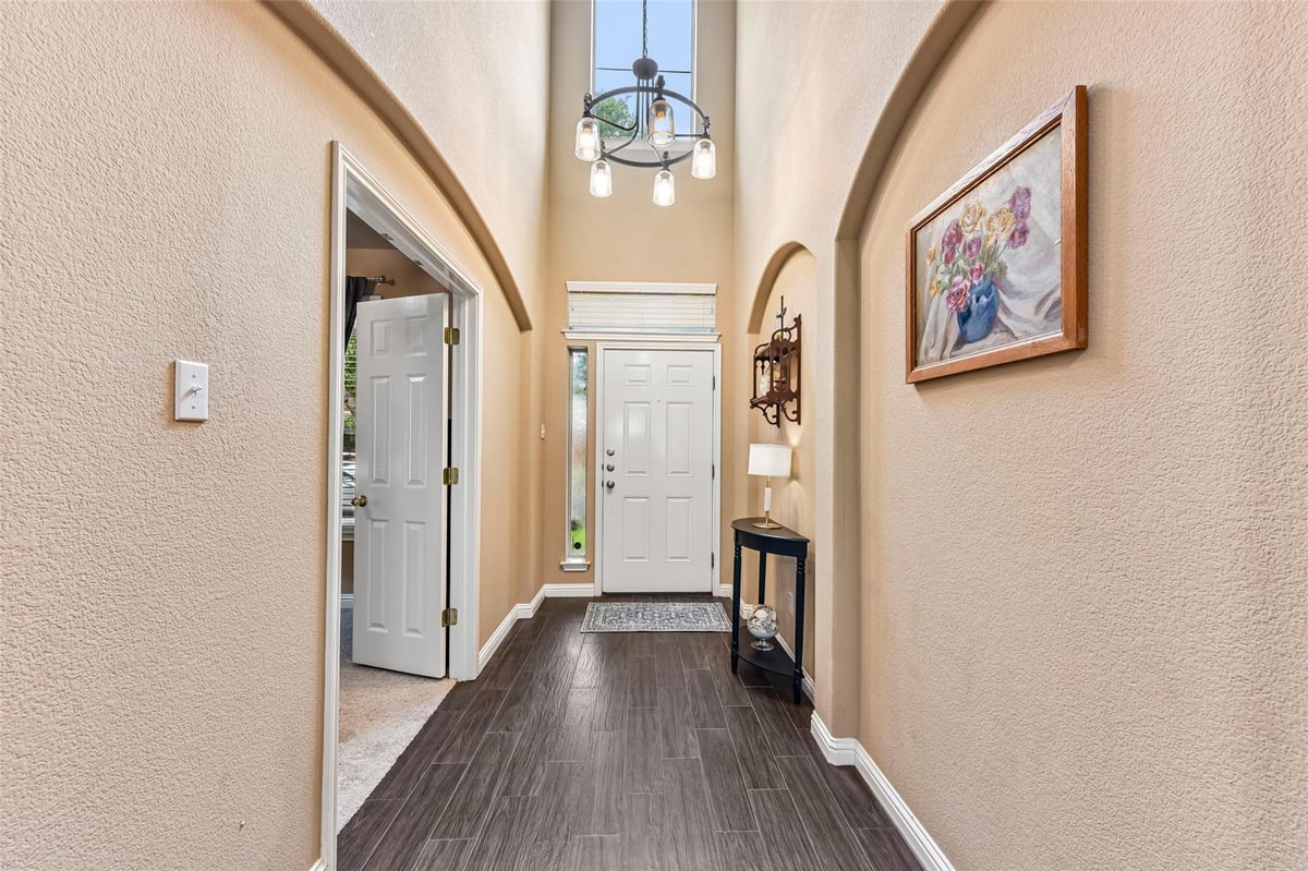 Kitchen at 10216 Anahuac Trl - 4 bed 2 bath home