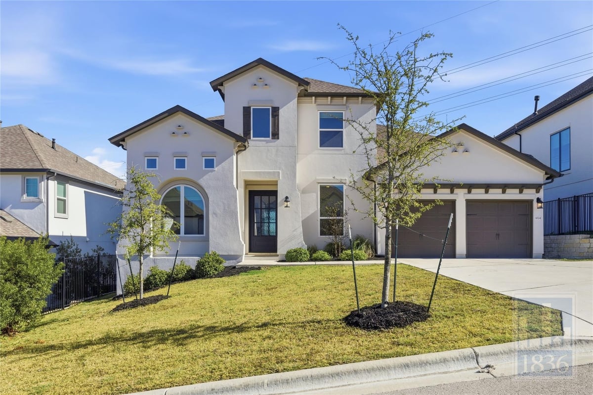 View 1024 Siena Sunset Rd in Travisso Ph 3 Sec 8 1024 Siena Sunset Rd - property photo 1 - Luxury home in Travisso Ph 3 Sec 8, Leander, TX