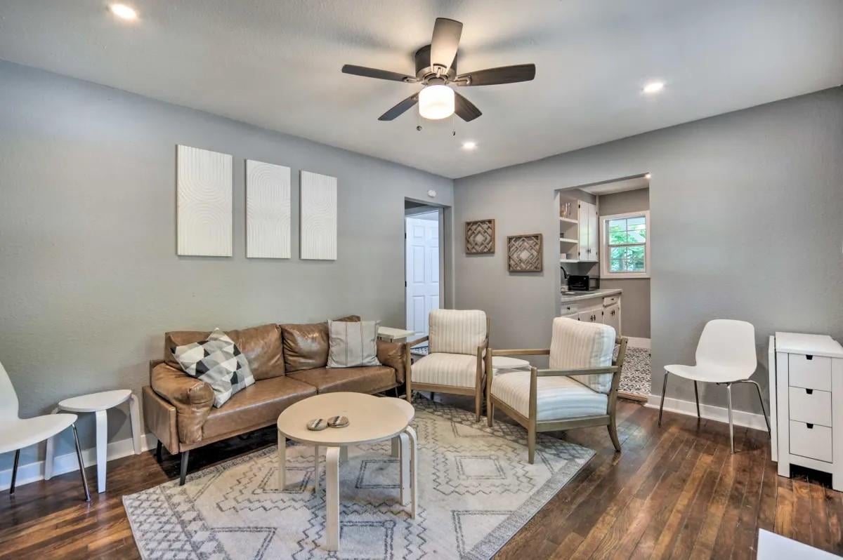 View 1026 Haynes St Unit #28 in Rio Vista Terrace #2 1026 Haynes St Unit #28 - front exterior - Luxury home in Rio Vista Terrace #2, San Marcos, TX
