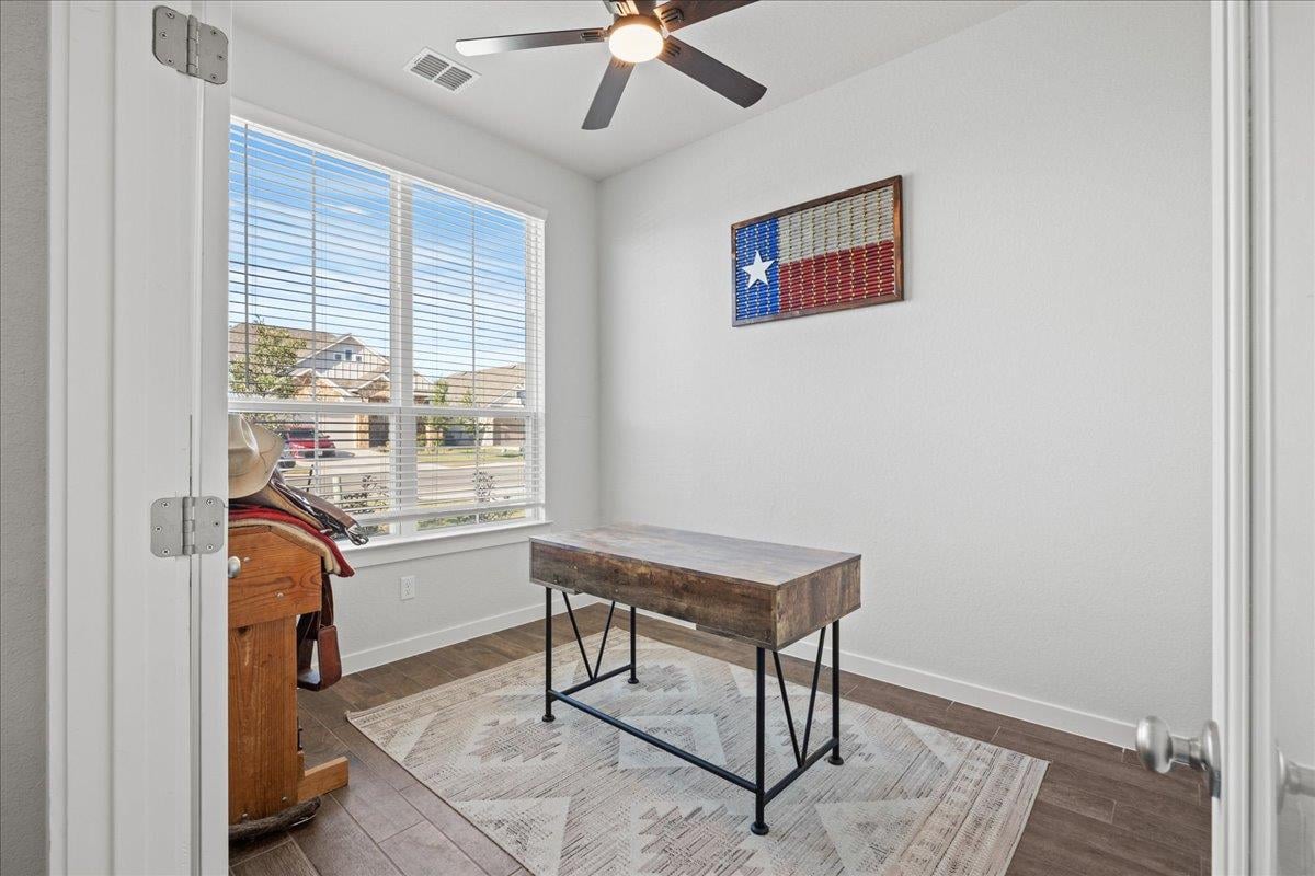 Living area at 1027 Haystack - 4 bed 3 bath home
