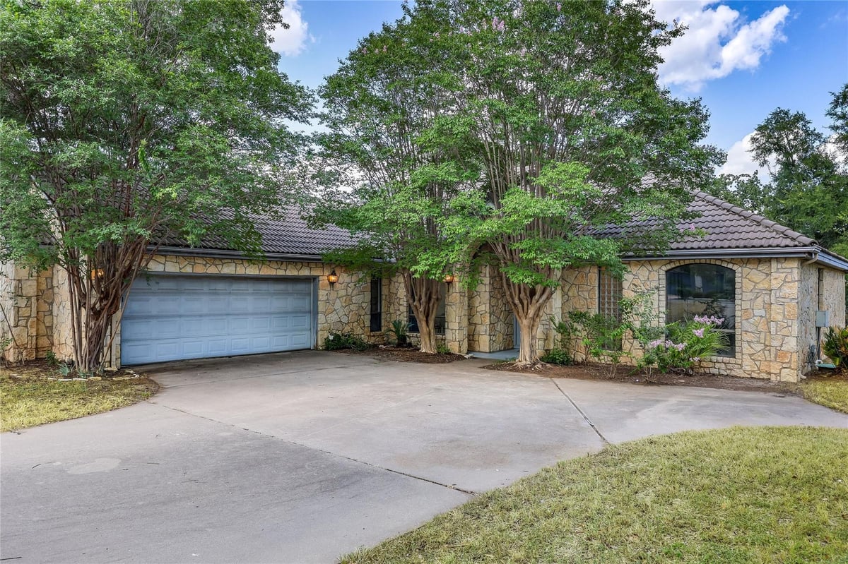 View 103 Birdie in Horseshoe Bay Proper 103 Birdie - front exterior - Luxury home in Horseshoe Bay Proper, Horseshoe Bay, TX
