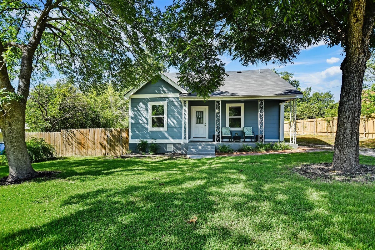 View 103 E Hoopes Ave in Wrenbar Add 103 E Hoopes Ave - front exterior - Luxury home in Wrenbar Add, Pflugerville, TX