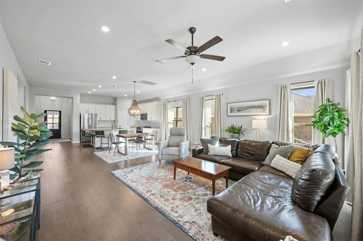 Living area at 103 Scotsburg St - 4 bed 3 bath home