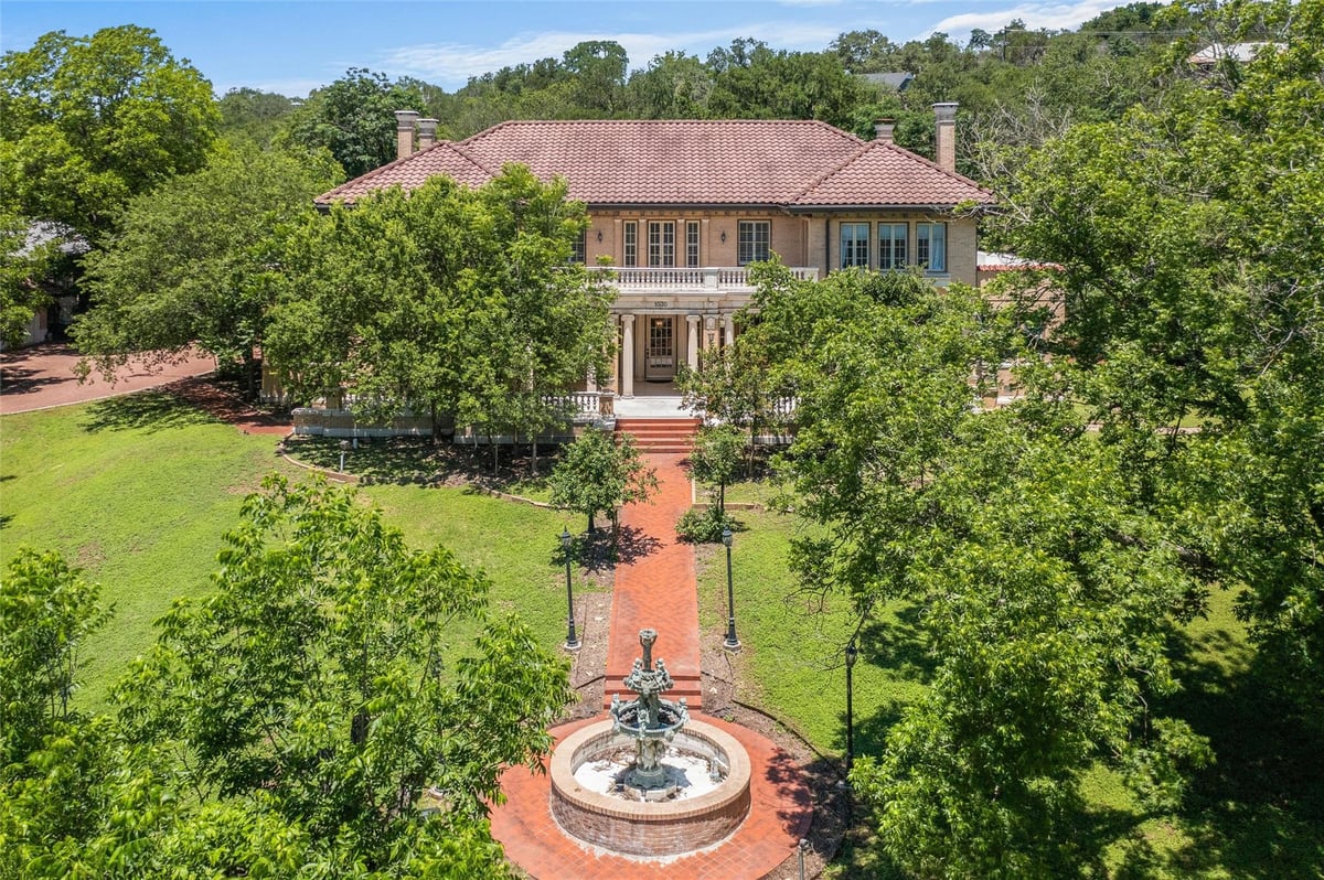 View 1030 Belvin ST in H E Barber Add 1030 Belvin ST - front exterior - Luxury home in H E Barber Add, San Marcos, TX