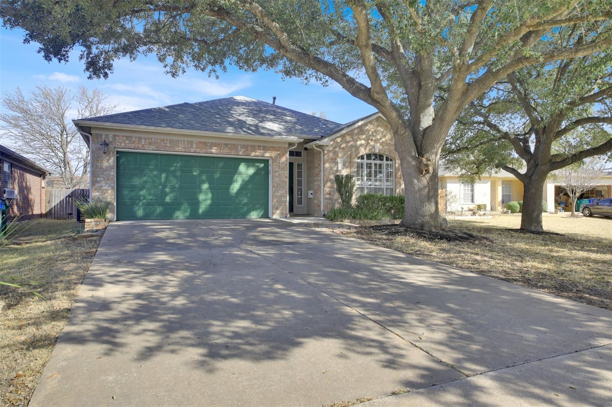 Primary bedroom at 1030 Disraeli Cir - 4 bed 2 bath home