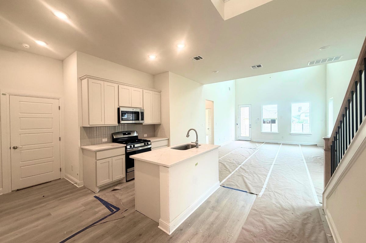 Kitchen at 1033 Stonehill Dr - 3 bed 2 bath home