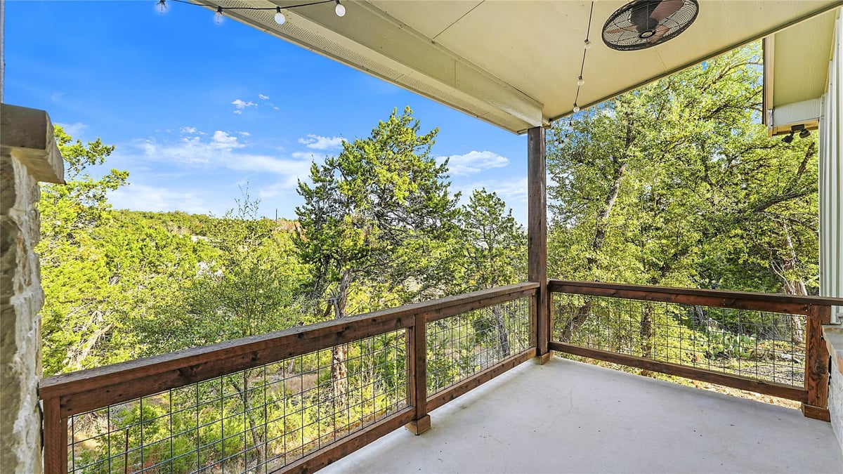 Kitchen at 1039 Primrose Path - 3 bed 2 bath home