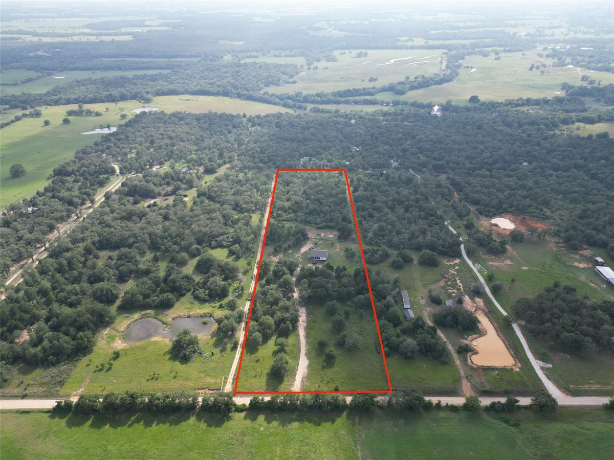 View 10399 Cr 302 in N/A 10399 Cr 302 - front exterior - Luxury lot in N/A, Rockdale, TX