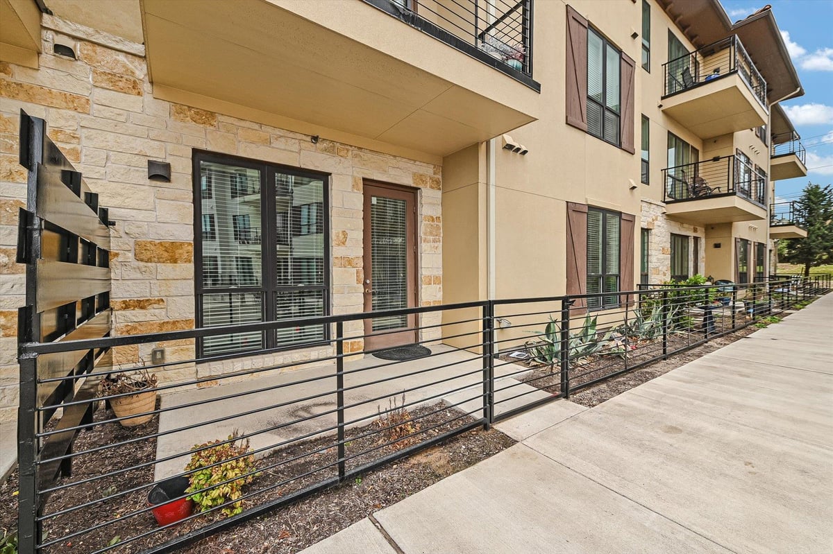 View 104 Bella Toscana Ave Unit #2106 in Tuscan Village 104 Bella Toscana Ave Unit #2106 - front exterior - Luxury home in Tuscan Village, Lakeway, TX