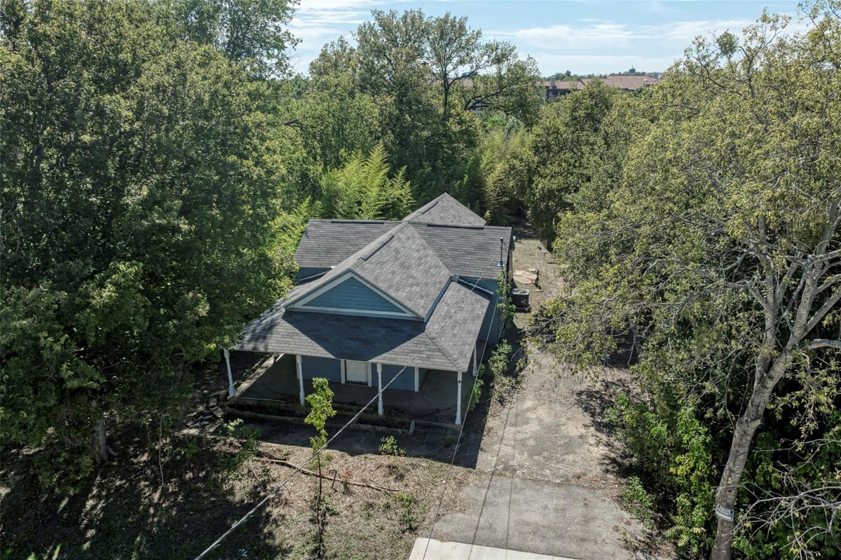 View 104 E. Morrow ST in Georgetown 104 E. Morrow ST, photo 1 of 14, Georgetown, Georgetown, TX