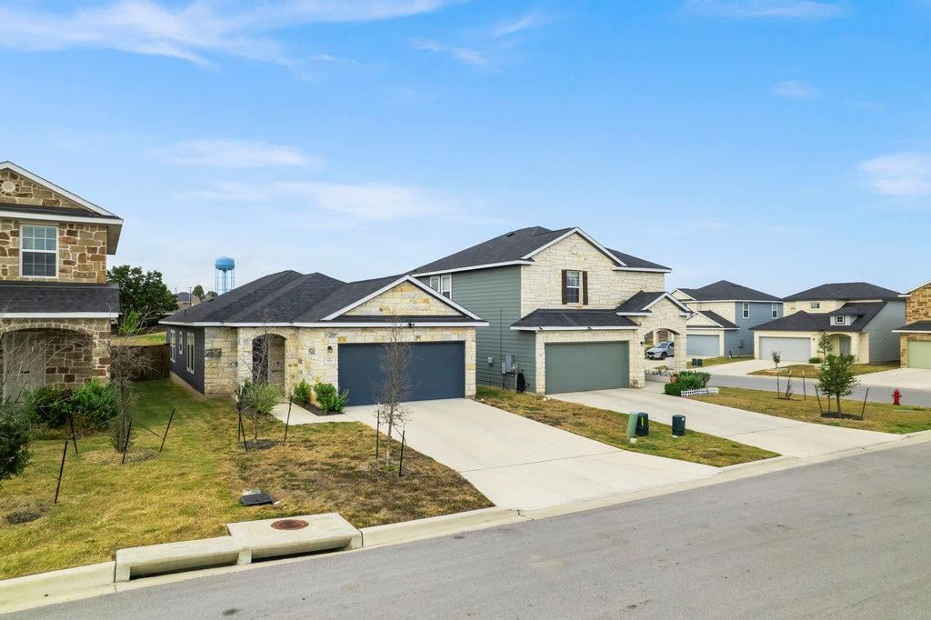 View 104 Katie Elder Dr in Rio Lobo Ph 2 104 Katie Elder Dr - front exterior - Luxury home in Rio Lobo Ph 2, Jarrell, TX