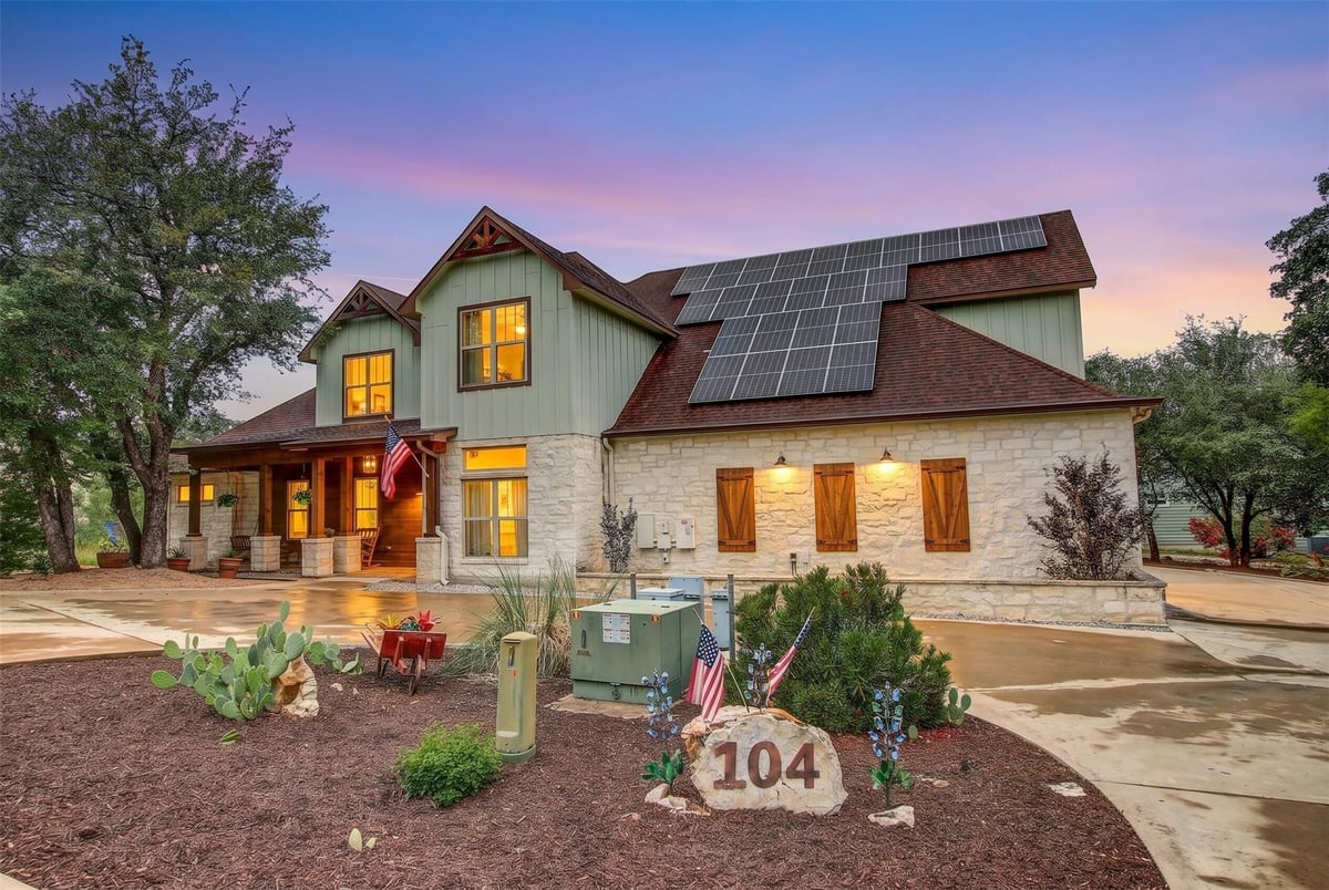 View 104 Kendall RD in Windermere Oaks 104 Kendall RD - front exterior - Luxury home in Windermere Oaks, Spicewood, TX