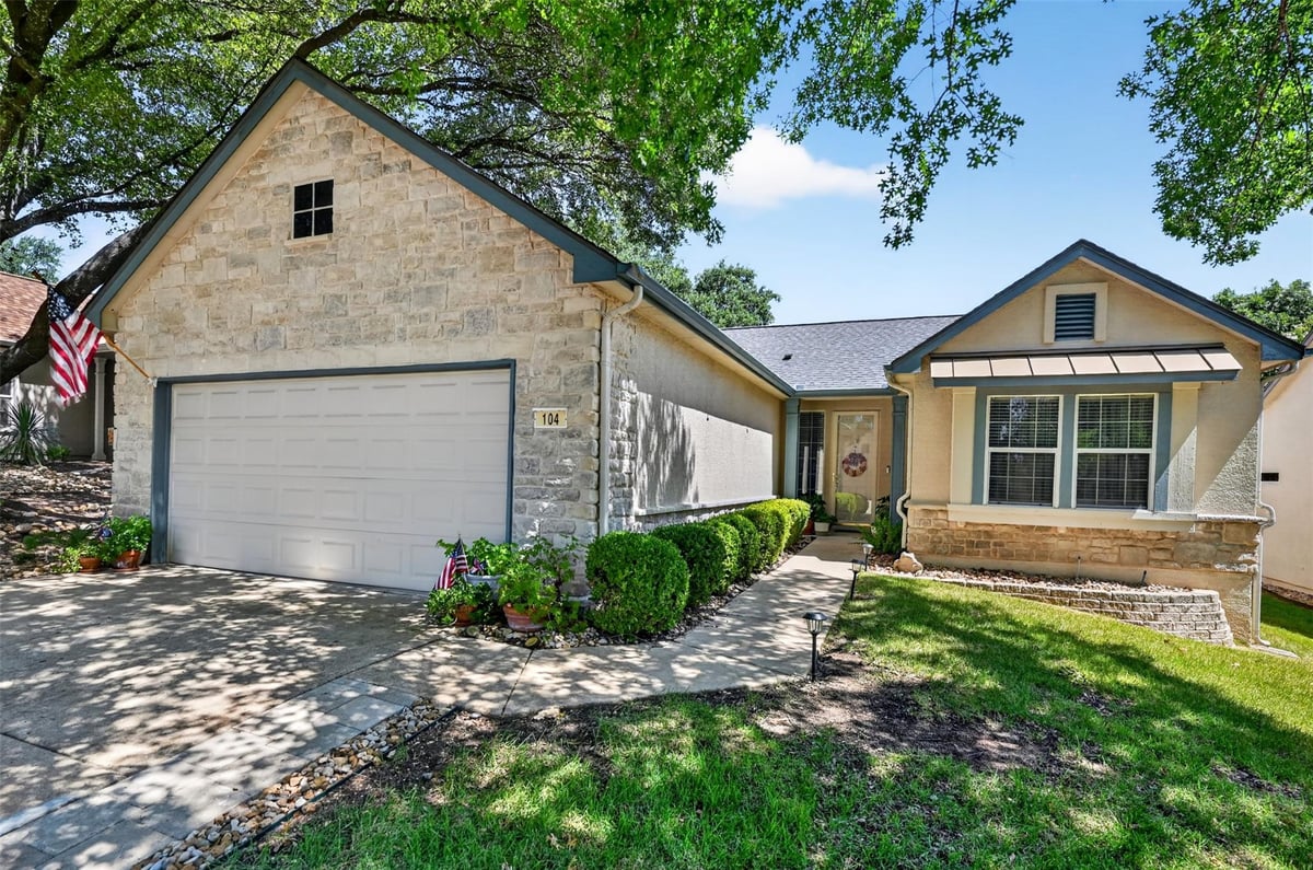 View 104 Purple Sage DR in Sun City Georgetown Ph 02 Neighborhood 10 Pud 104 Purple Sage DR - property photo 1 - Luxury home in Sun City Georgetown Ph 02 Neighborhood 10 Pud, Georgetown, TX
